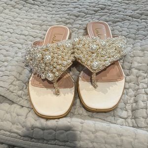 White Pearl Sandals- Like New